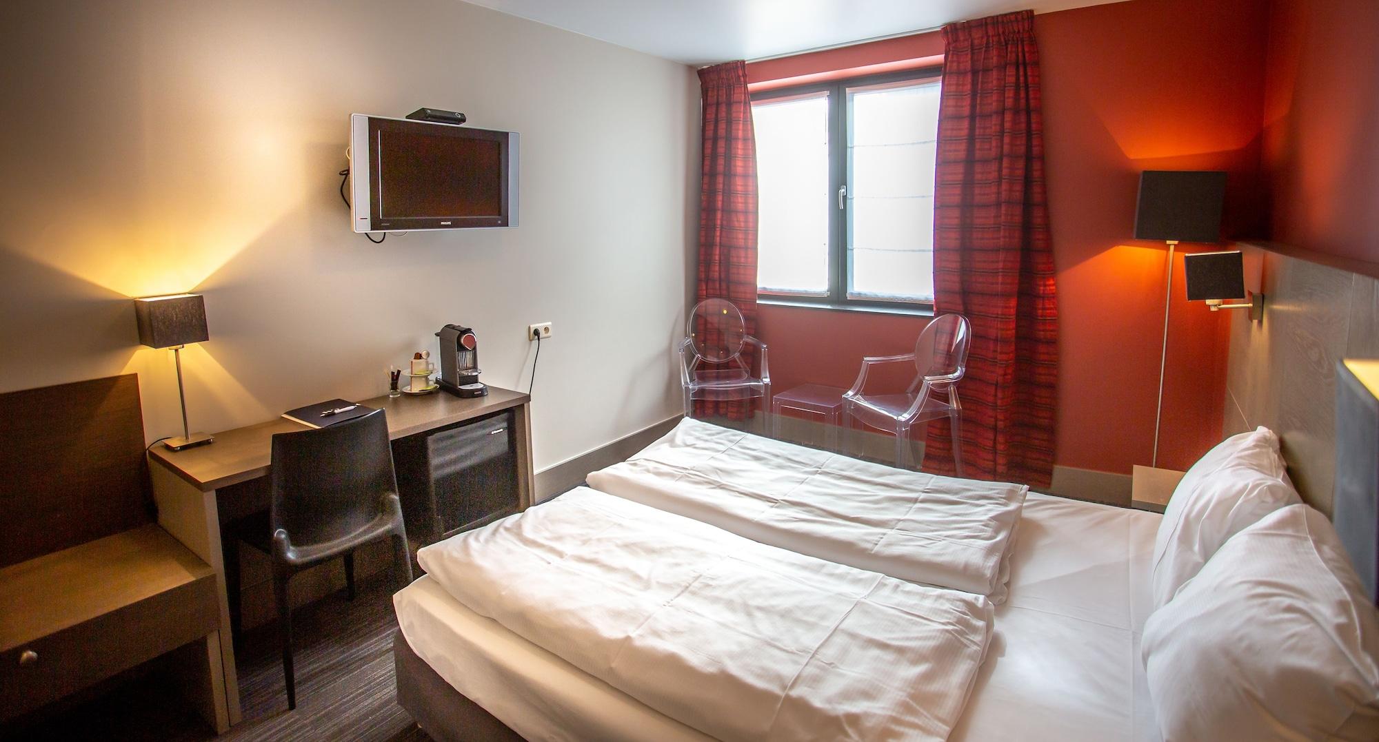 Hotel Pantheon Palace By Wp 4*