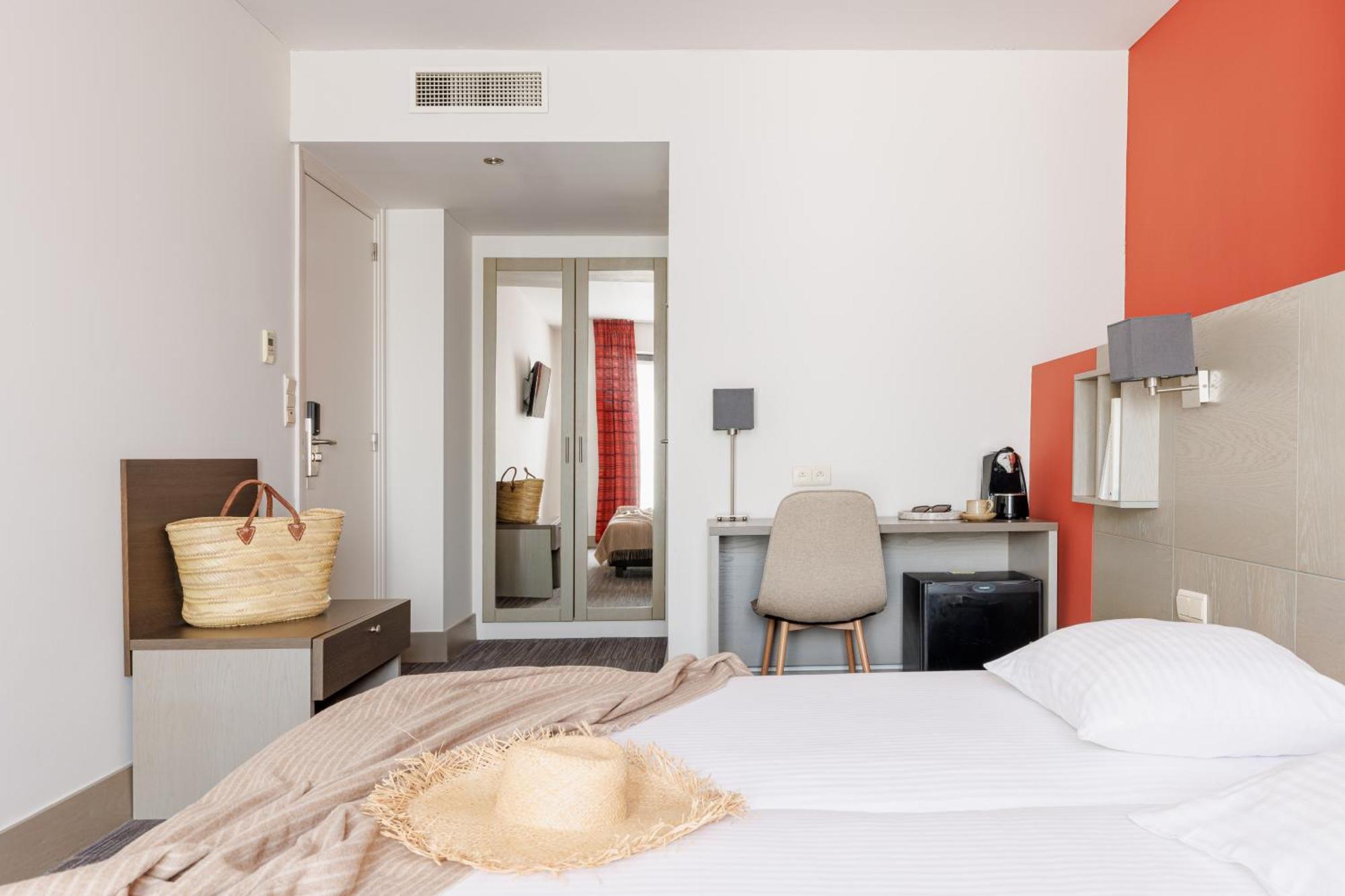 Pantheon Palace By Wp Hotel